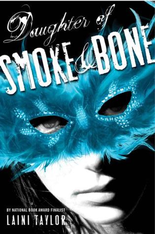 Review: Daughter of Smoke and Bone by Laini Taylor