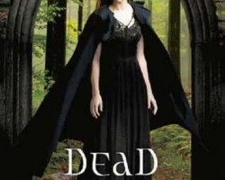 Review: Dead Beautiful by Yvonne Woon